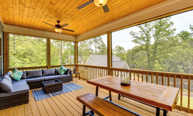 Lavonia Casa | Boat Dock + Lake Hartwell Access: Family Getaway!