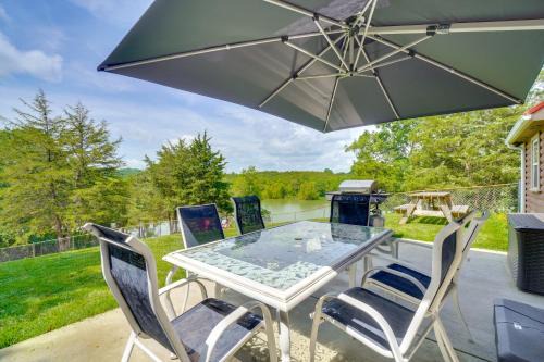 Dandridge Casa | Boat Dock Pet-Friendly Douglas Lake Getaway!