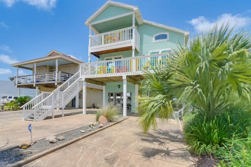 Galveston Casa | Boat Slip and Decks Waterfront Gem Near Galveston!