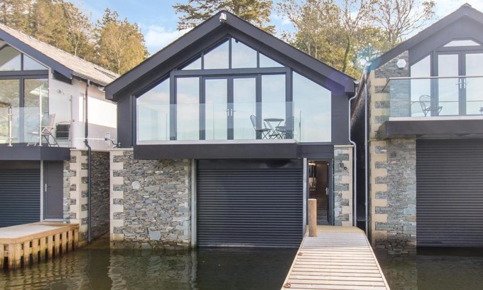 Windermere Casa | Boathouse on the Lake