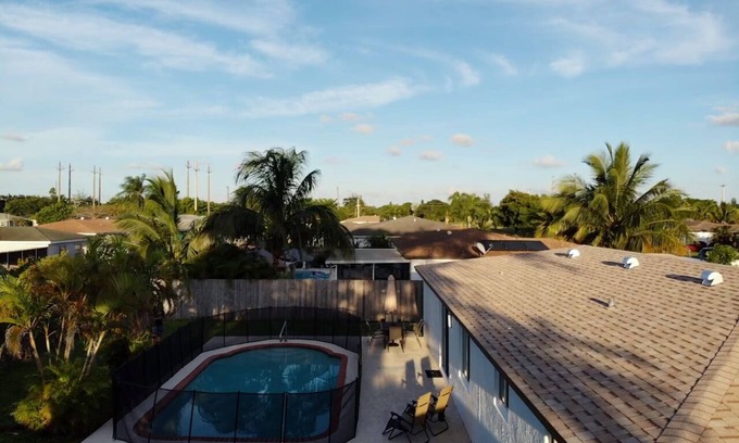 Survey Creek Casa | " BOCA BLING BLING" Spacious 4-bedroom house in Fabulous Boca Raton