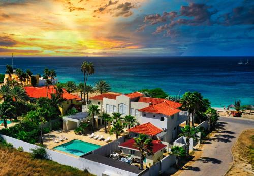 Malmok Villa | Boca Catalina Beach Villa