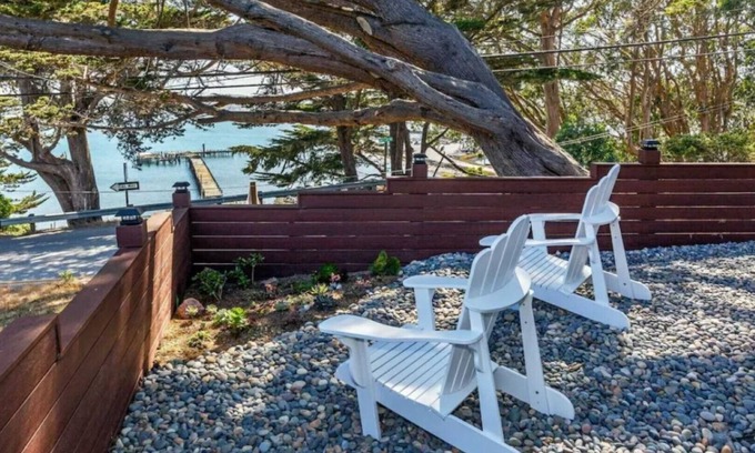 Old Town Casa | Bodega Bay Beach Bungalow