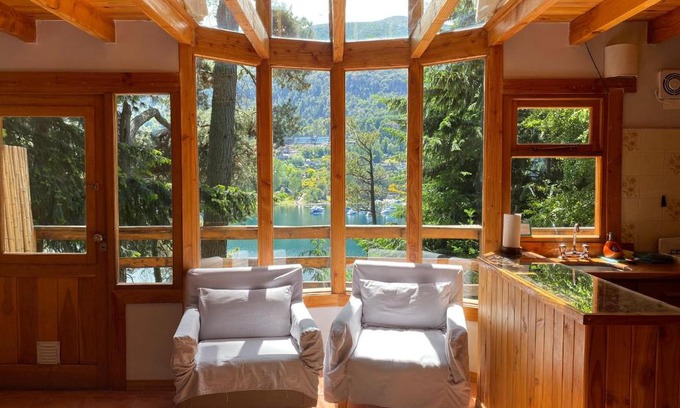 Puerto Manzano Casa | BOG Le Pommier - Cabañas con vista al lago y piscina climatizada