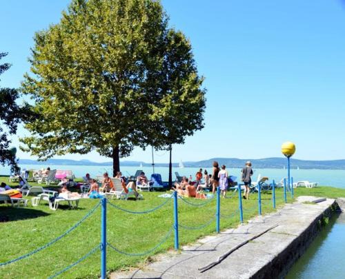 Balatonboglar Apartamento | Boglár-Coop Üdülő