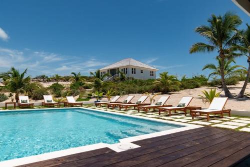 Governor's Harbour Casa | Bohemia Two Bedroom home