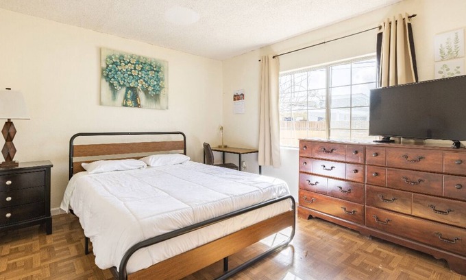 Simi Valley Casa | Boho 1-Bedroom/Shared Bathroom Residential Home