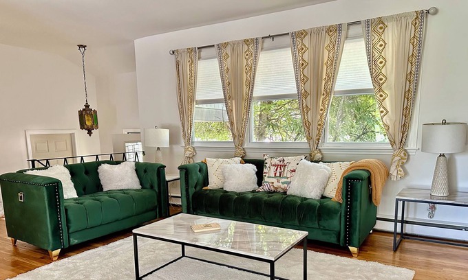 Newark Casa | Boho 3 Bedroom House in Newark, DE - Ideal for Mid Term Rental