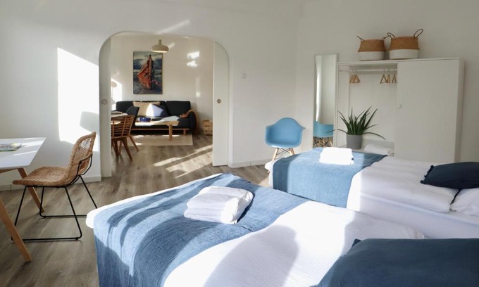 Holsterhausen Apartamento | BOHO APARTMENT: NETFLIX + BALCONY + BATHTUB