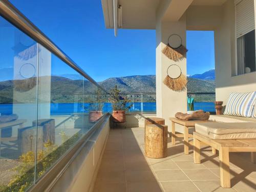 Itea Apartamento | Boho Beach House in Itea-Delphi