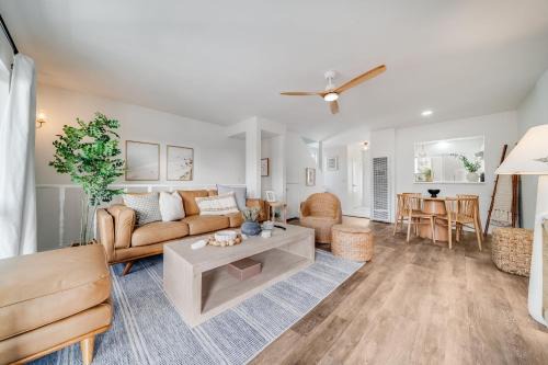 Crown Point Casa | BoHo Beach House Walk to the Sand