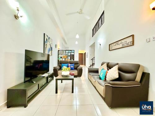 Taman Molek Casa | Boho Bliss. Taman Molek @ 4 Bed,2 Bath Near Jusco Tebrau