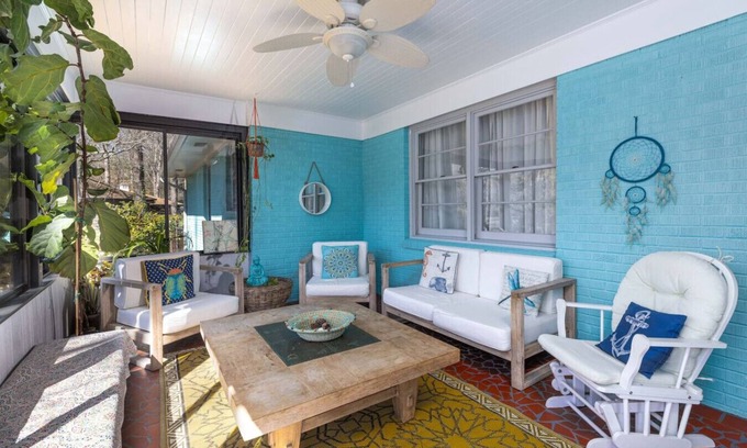 Charlotte Casa | Boho por el agua! 1750 pies cuadrados - Pesca y duerme 11!
