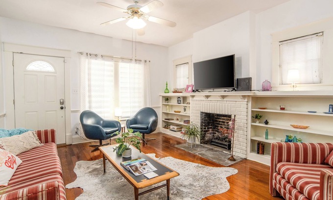 Lakeland Casa | Boho Château in Downtown LKLD. Close to Florida Southern, Lake Morton, SEU