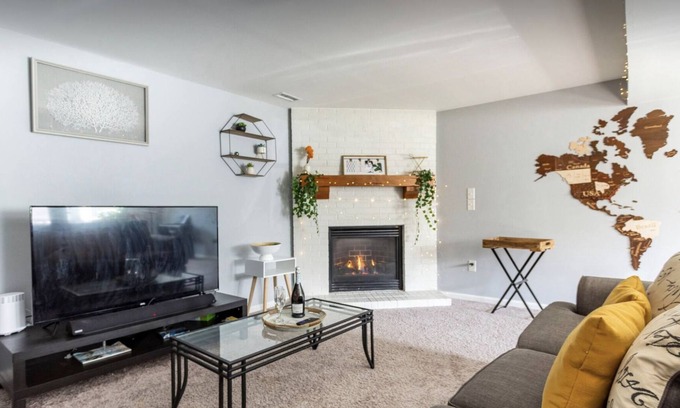 Rossville Casa | Boho-chic Private Ground Floor