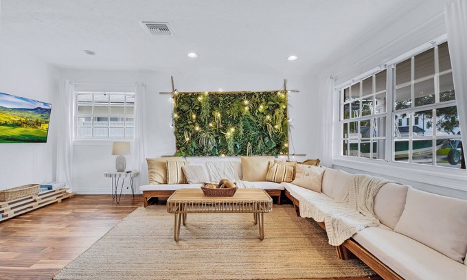 Virginia Park Casa | Boho TPA Escape: BIg Outdoor TV, Fire Pit, Games, and Hot tub coming soon!