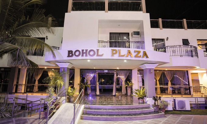 Mayacabac Hotel | Bohol Plaza Mountain Resort And Restaurant