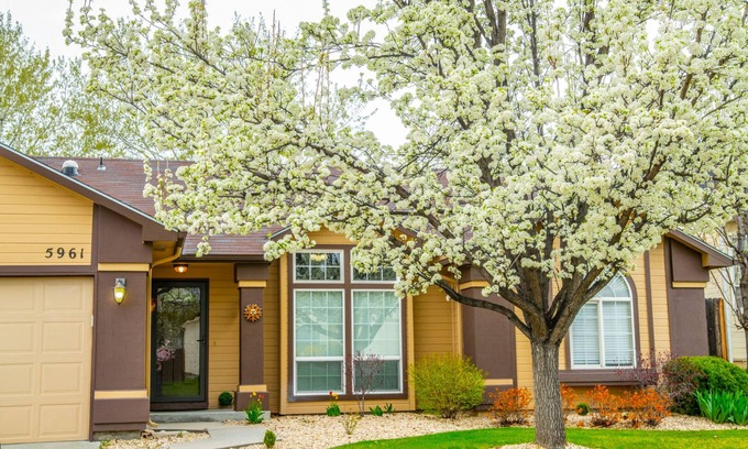 Southeast Boise Casa | BOISE BICYCLE COTTAGE - Disfrute de las estribaciones, 4 piscinas, cerca de Boise River y Downtow