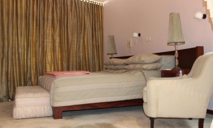 Ladysmith Cabina | Bokmakierie Country Lodge