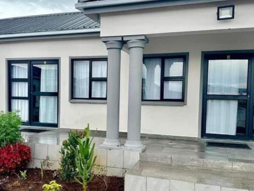 Qamata Casa | Bokwe Guesthouse (Cofimvaba)