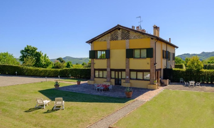 Sasso Marconi Cama Y Desayuno | BolognaRoomscom - La Quercia