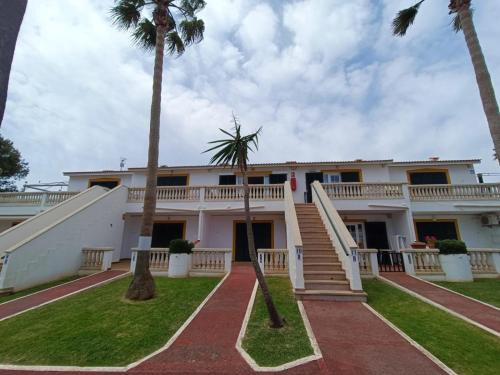 Cala'n Bosch Apartamento | Bon Repos - B10, Apartamento con Terraza en Cala'n Bosch