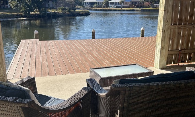 Foley Condominio | BON SECOUR RIVER CONDO CON PUESTA DE SOL Y MINUTOS A LA PLAYA