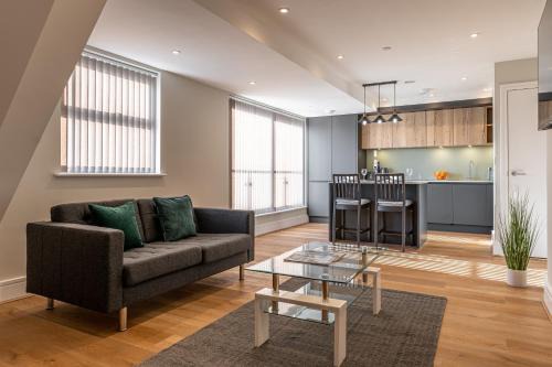 Reading Apartamento | Bond House by Celador Apartments