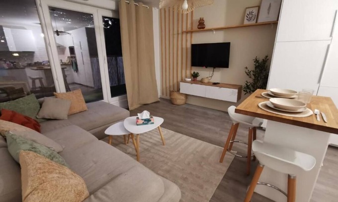 Bondy Apartamento | Bondy's cocoon, a 3-minute walk from the station. Self-guided arrival. Free parking
