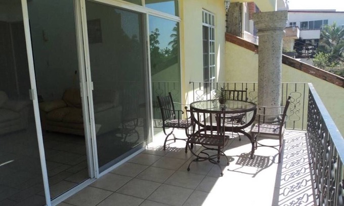 Lomas de Trujillo Casa | Bonita casa en Cuernavaca con alberca y jardin