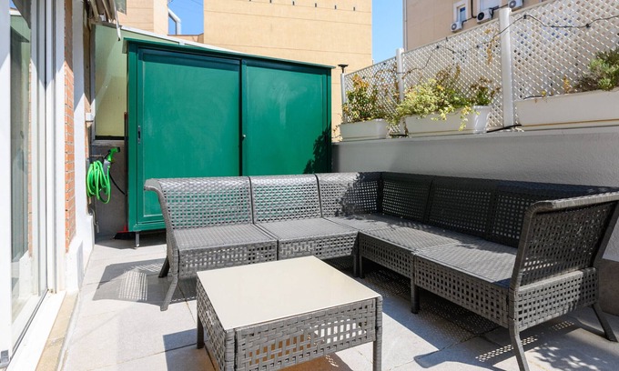 Nueva España Apartamento | Bonito Apartamento con Terraza en Chamartín