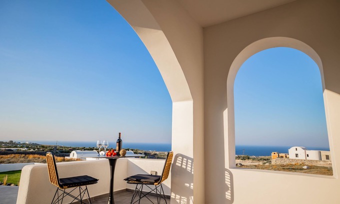Karterados Hotel | Bonsai Luxury Suites
