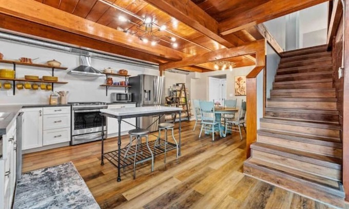 Cheat Lake Chalet De Esquí | Book-Me-By-The-Lake