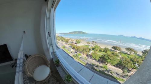 Embare Apartamento | Book Santos - Enorme em frente a praia do Embaré