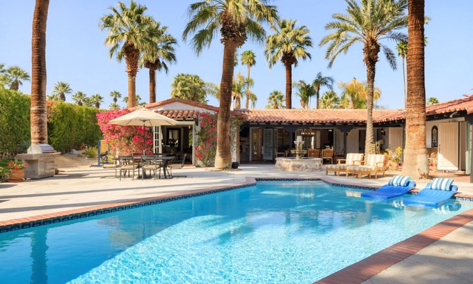 El Mirador Casa | A Chic Downtown Home with Private Pool and Hot Tub!