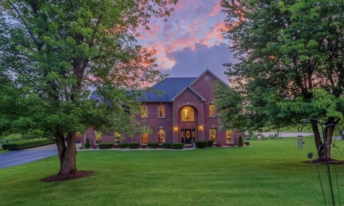 Georgetown Otro | Totally secluded!Pool, Lake!Close to Keeneland,Ky Horsepark, Ark, Ky Derby