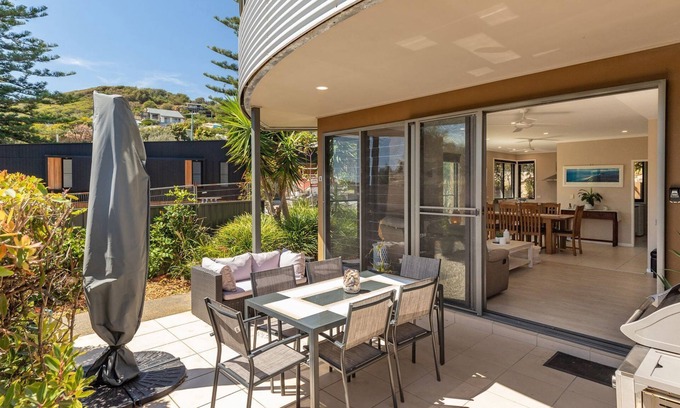 Boomerang Beach Casa | Boom 1 - Pacific Palms Holidays