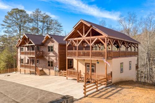 Caton Casa | Boon by AvantStay 40-Guest Luxe Smokies Retreat