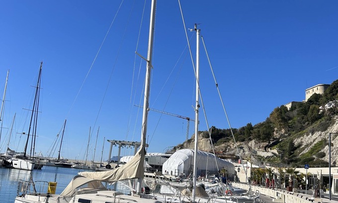 Old Town Alquiler De Eote | Boot in Cala del Forte Übernachtung