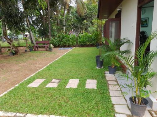 Uswetakeiyawa Casa | Bopitiya Residence 20 Mins from Airport
