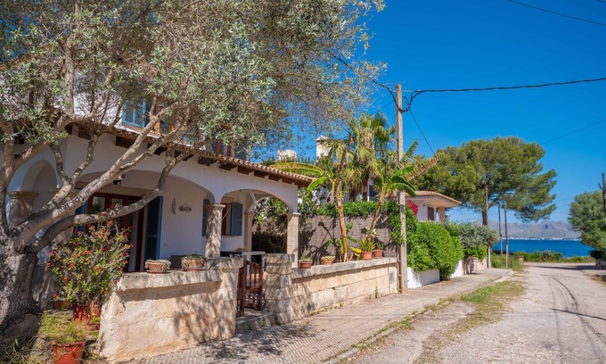 Marina Manresa Casa | BOREAL - Chalet con vistas al mar en Alcudia y Wifi gratis