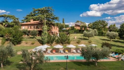 Badia Villa | Borgo Badia by VacaVilla