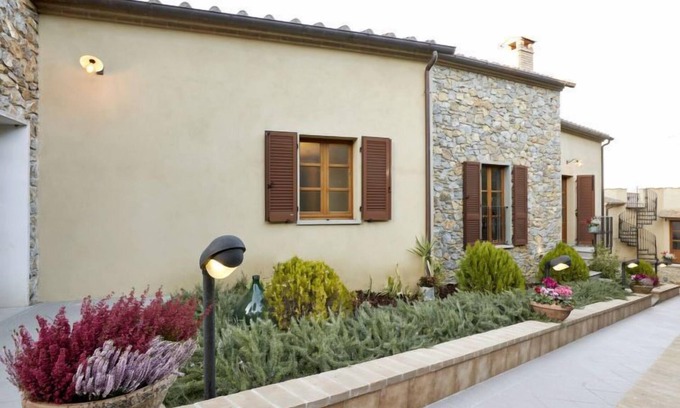 Lucignano Casa | Borgo Carradori by Interhome