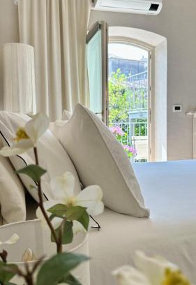 San Felice del Benaco Apartamento | Borgo dei Sogni - Deluxe Apartment - Lago di Garda