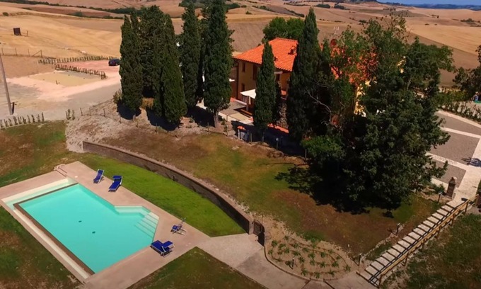 Lajatico Villa | Borgo del Silenzio with private pool, all apartments