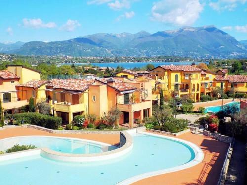 Manerba del Garda Casa | Borgo del Torchio E6