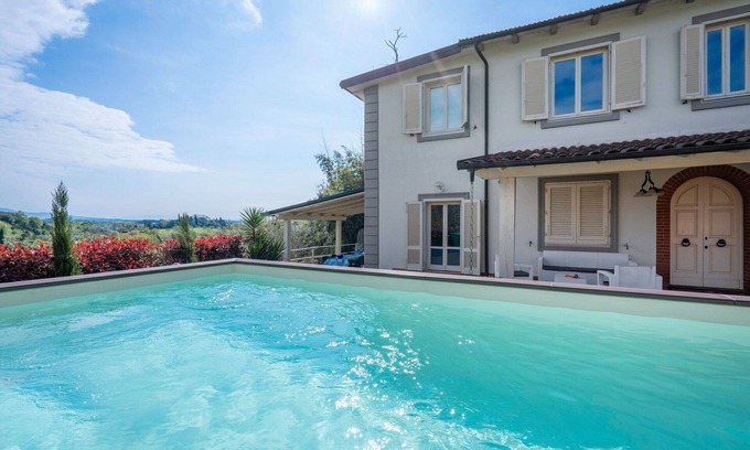 Fucecchio Casa | Casa de vacaciones en Fucecchio con 3 habitaciones, capacidad 8