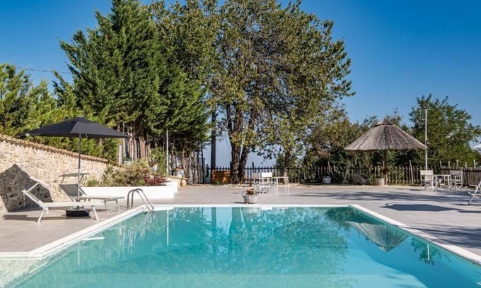 Abbateggio Apartamento | Borgo Majella by Rentbeat