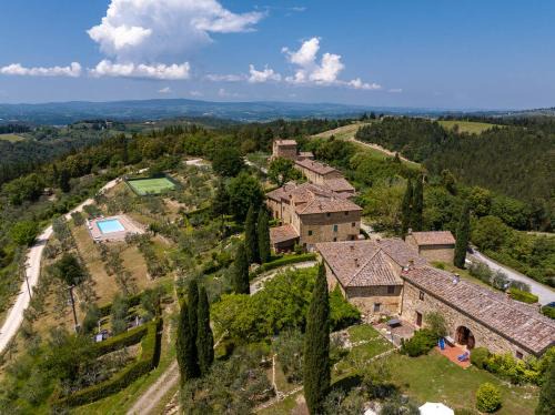 Castellina in Chianti Apartamento | Borgo nel Chianti Istrice con piscina tennis e wifi