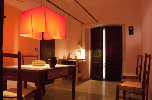 Strongoli Apartamento | BORGO PETELIA, Casa Mannarino, suite Lucrezia